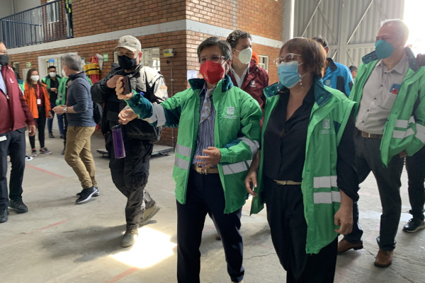 La alcaldesa Claudia López, visitó el primer Centro Transitorio de Cuidado al Carretero en la localidad de Kennedy.