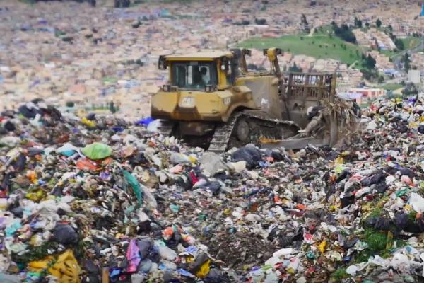 Así es el proceso que se lleva a cabo en la zona de descargue de Doña Juana