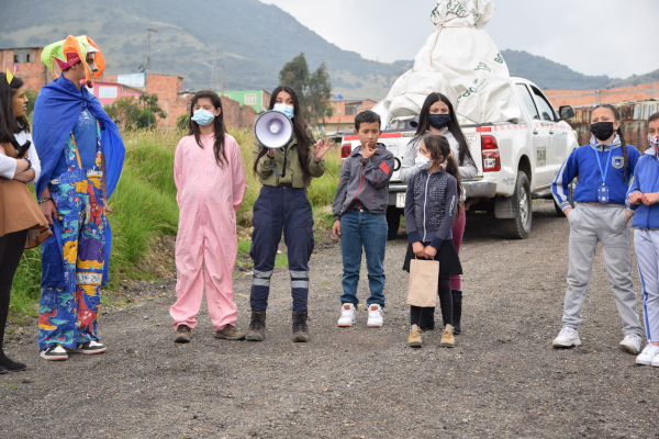 Estudiantes de colegios de Bogotá conocieron la Planta de Tratamiento de Residuos Orgánicos. 