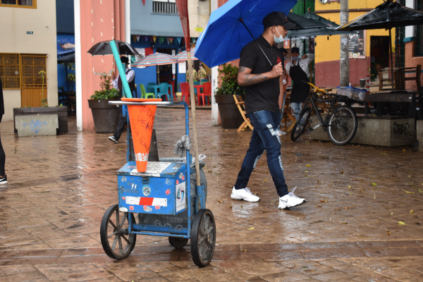 Disponer los residuos en horarios establecidos ayuda a mantener la ciudad más limpia