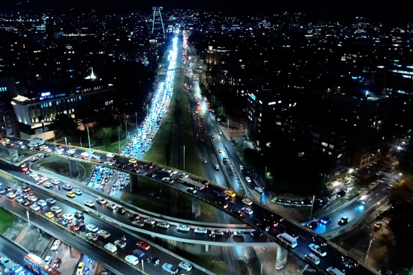 Imagen aérea de la Carrera Novena con Autopista Norte. Este corredor vial inicia en la localidad de Chapinero con Calle 93 y se prolonga hasta la Calle 170 en la localidad de Usaquén. 