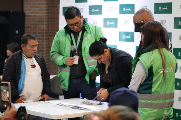 Más de 100 organizaciones participaron en la IX Mesa Distrital de Recicladores de Bogotá 