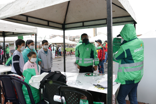 Regresan las ferias de servicios para los recicladores