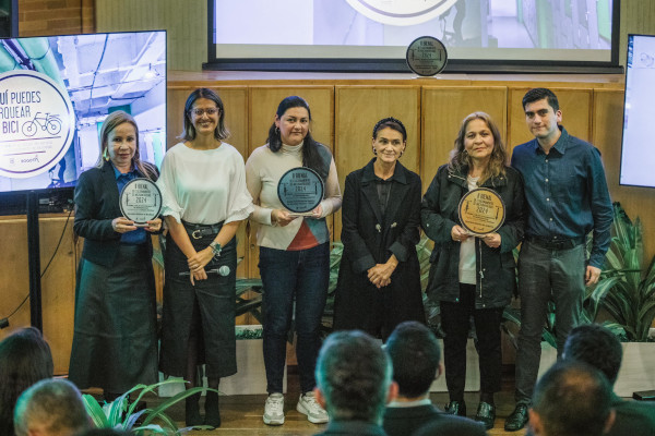 UAESP fue reconocida por su compromiso con la movilidad sostenible y el cuidado del ambiente
