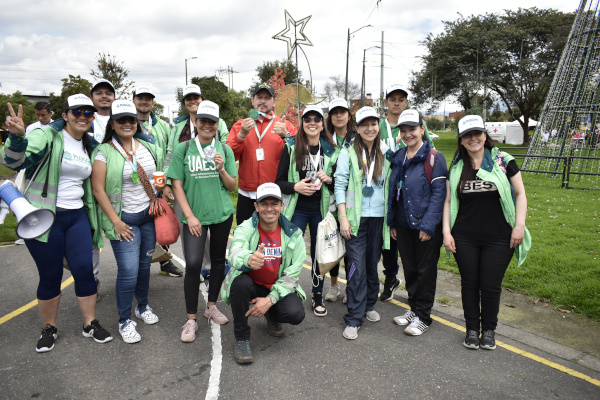 ciudadanos participan de la carrera plogging 2022.