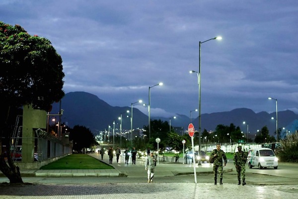 Cerca del 42% del alumbrado público de Bogotá se ha modernizado 