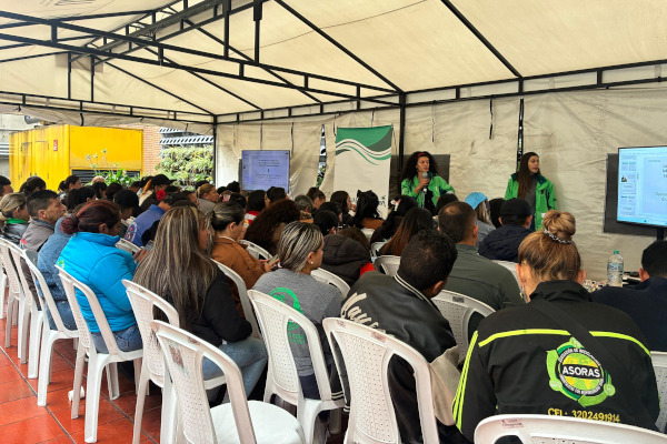 Talleres de participación con organizaciones de recicladores de oficio 