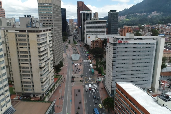 Panorámica de la carrera Séptima, Bogotá.