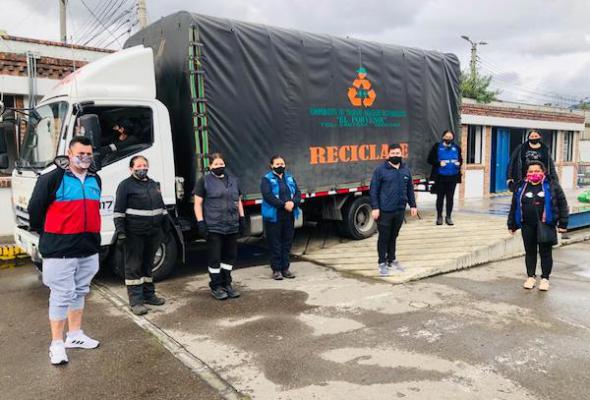 Recicladores de Bogotá recibieron mercados gracias a la Donatón "Bogotá Solidaria en Casa"