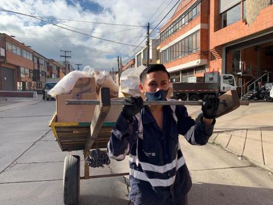 Bryan Moreno, un reciclador de oficio a quien nada lo detiene