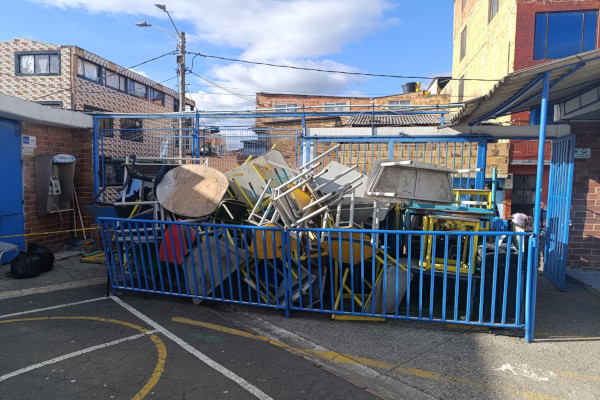 Elementos Dados de Baja En Colegios Distritales