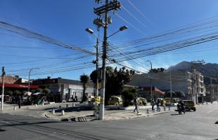 Calle 50 con Carrera 17 del barrio Quesada libre de residuos.