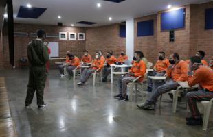 Internos de la Cárcel Distrital recibieron capacitación sobre residuos sólidos