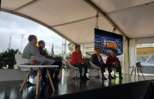 Lanzamiento del plan de modernización de alumbrado público con Claudia López Alcaldesa de Bogotá, Aníbal Fernández Secretario de Seguridad, Luz Amanda Camacho Directora de la UAESP y Lucio Rubio Gerente General Enel Colombia.