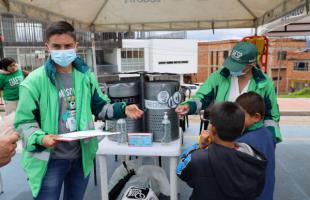 Cerca de 600 personas disfrutaron de la Feria de Servicios en Mochuelo Bajo