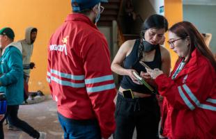 Recicladores dentro del CTAS Los Mártires 