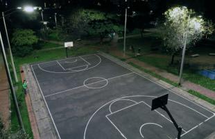 El Parque Santa Bárbara ahora cuenta con alumbrado led