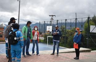 “Asómate a la Ventana” llegó al barrio Paticos, de Mochuelo Bajo