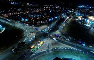 Descripción: Intersección de la Avenida Gaitán Cortés con Avenida Villavicencio, al sur de la ciudad.