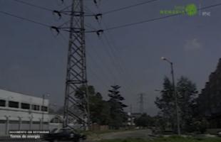Imágenes de torres y redes de energía eléctrica en Bogotá.