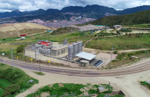 Planta de Biogás Colombia, proyecto en el que se convierten los gases que generan los residuos en energía. 