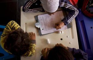 Jardín Infantil en Centro de Cuidado al carretero Mártires. Bogotá