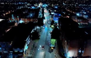 Imagen aérea de la Calle 138 con Carrera 44 en el barrio Mazurén de Suba. En este corredor vial se instalaron 214 luminarias en tecnología led entre la Autopista Norte y la Avenida Boyacá.