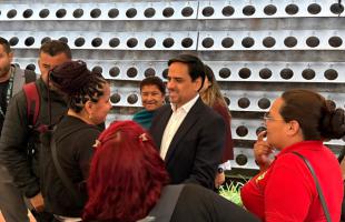 Recicladores hablan con el director UAESP